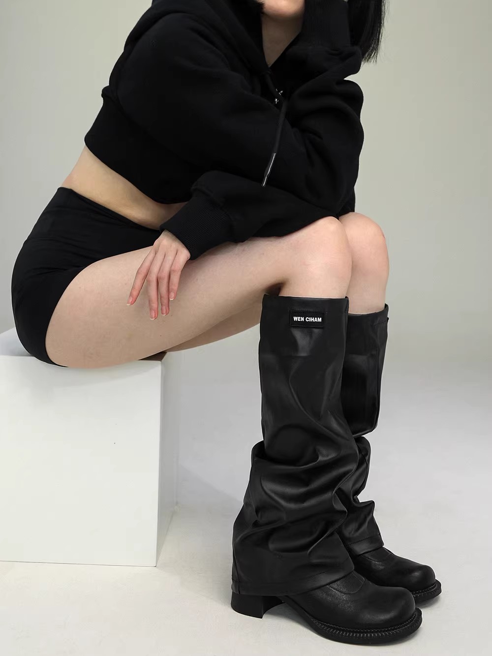 ถุงเท้าหนัง PU สำหรับผู้หญิง แ - Knee Sleeve Pair บทวิจารณ์และราคา